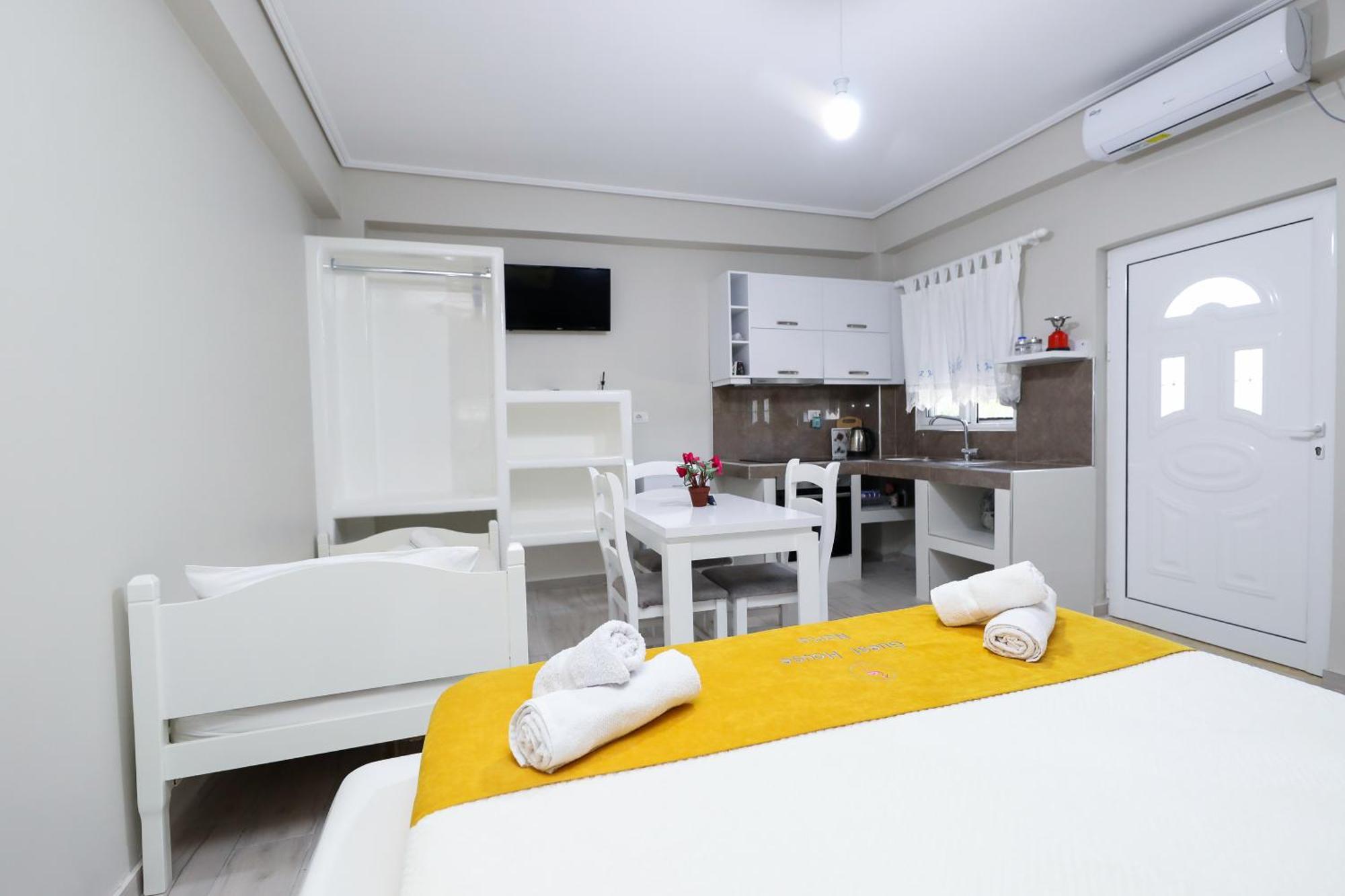 Guest House Narta Vlorë Buitenkant foto