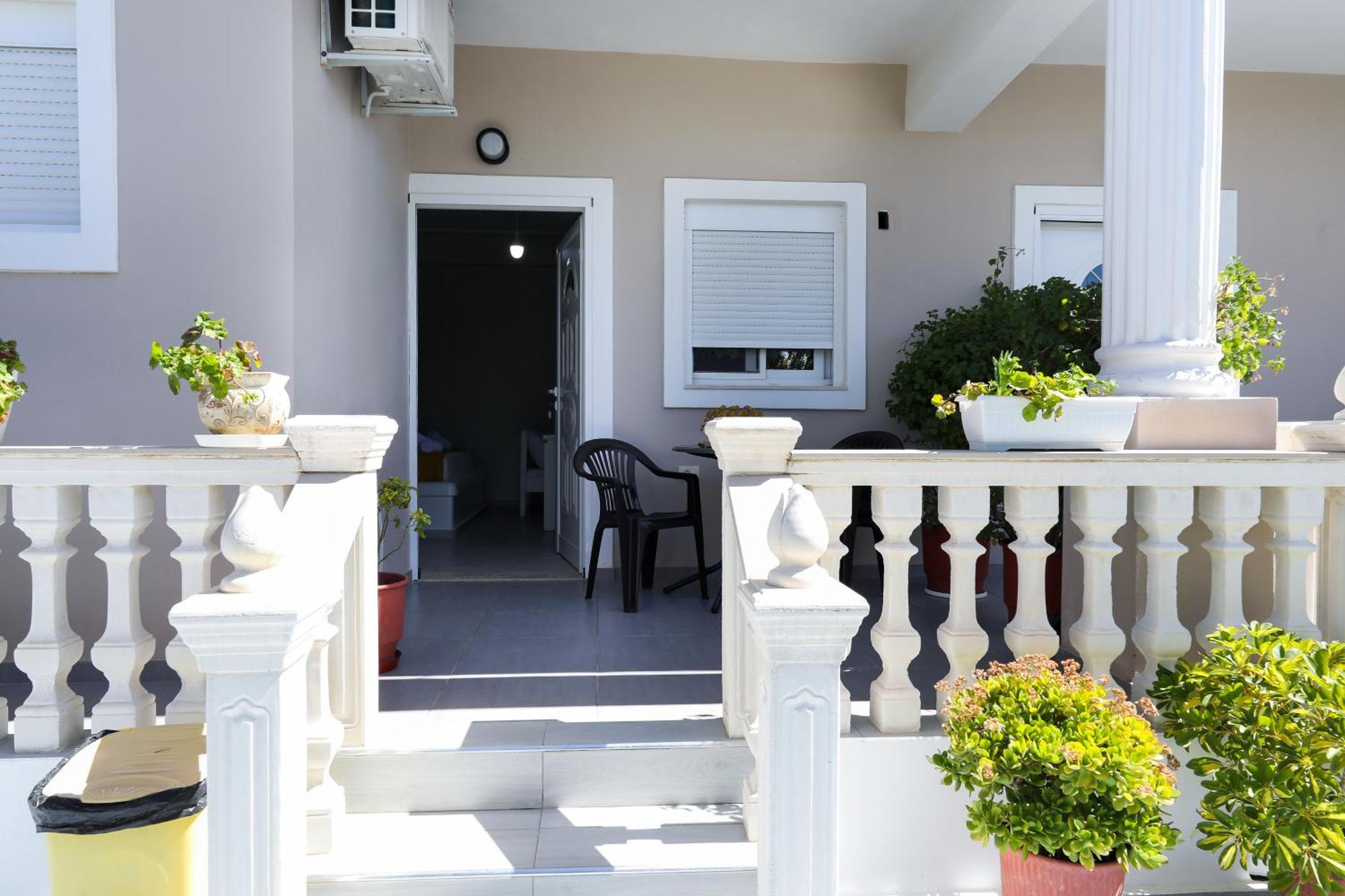 Guest House Narta Vlorë Buitenkant foto